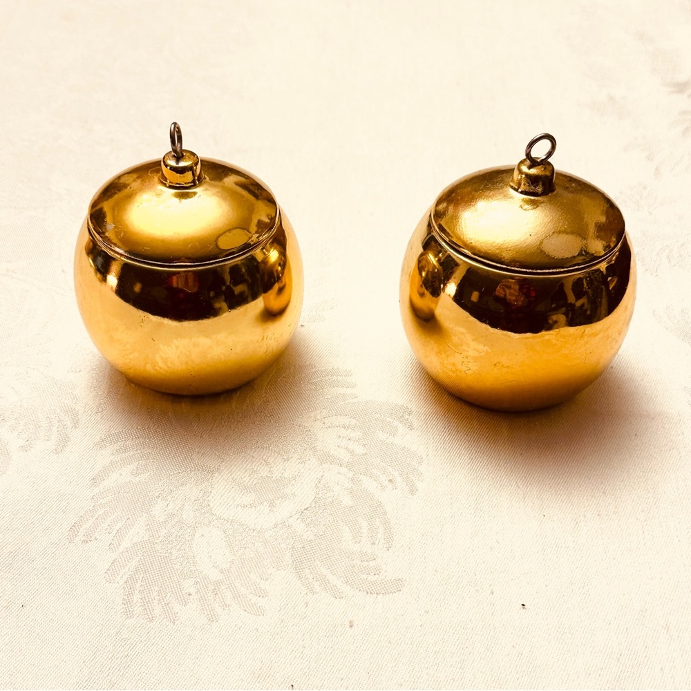 Vintage Set of 2 Gold Porcelain Trinket/Jewelry/Tea-light holder